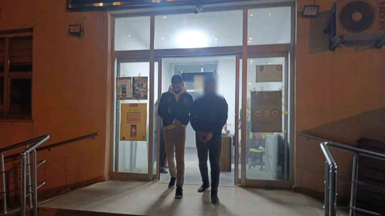 Besni’de yıllardır süren şüphe dolu ölüm davasında karar: 17 yaşındaki genç kızı intihara sürükleyenlere en ağır ceza