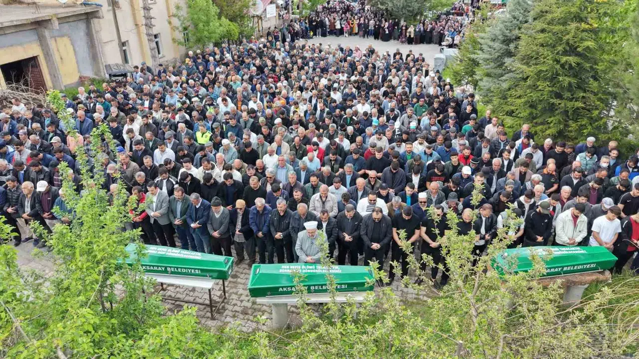 Aksaray’da yürek yakan veda: Kuyu faciasında hayatını kaybeden 3 kişi toprağa verildi