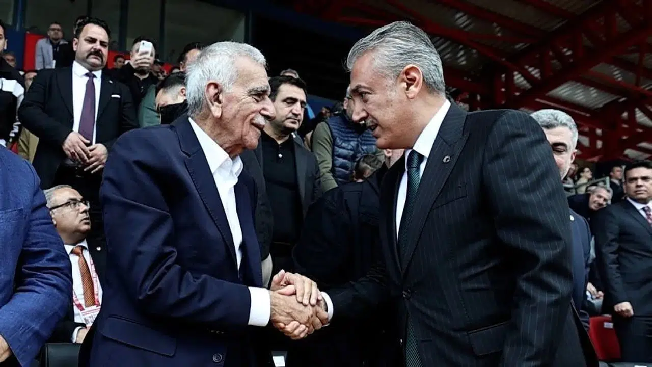 Siyasetin tansiyonu tribünlere taşındı: Mardin’de kritik buluşma