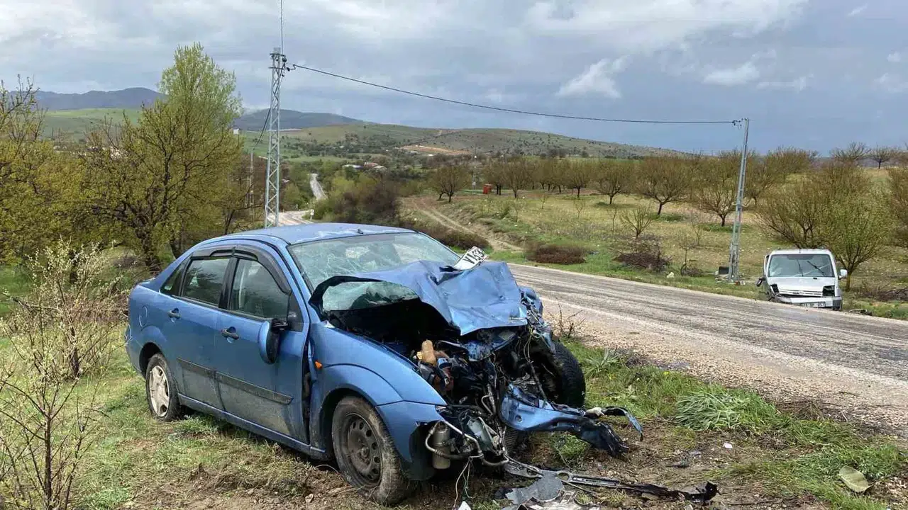 Elazığ'da acı haber: Köy yolundaki feci kazada 74 yaşındaki Ali Küsek hayatını kaybetti