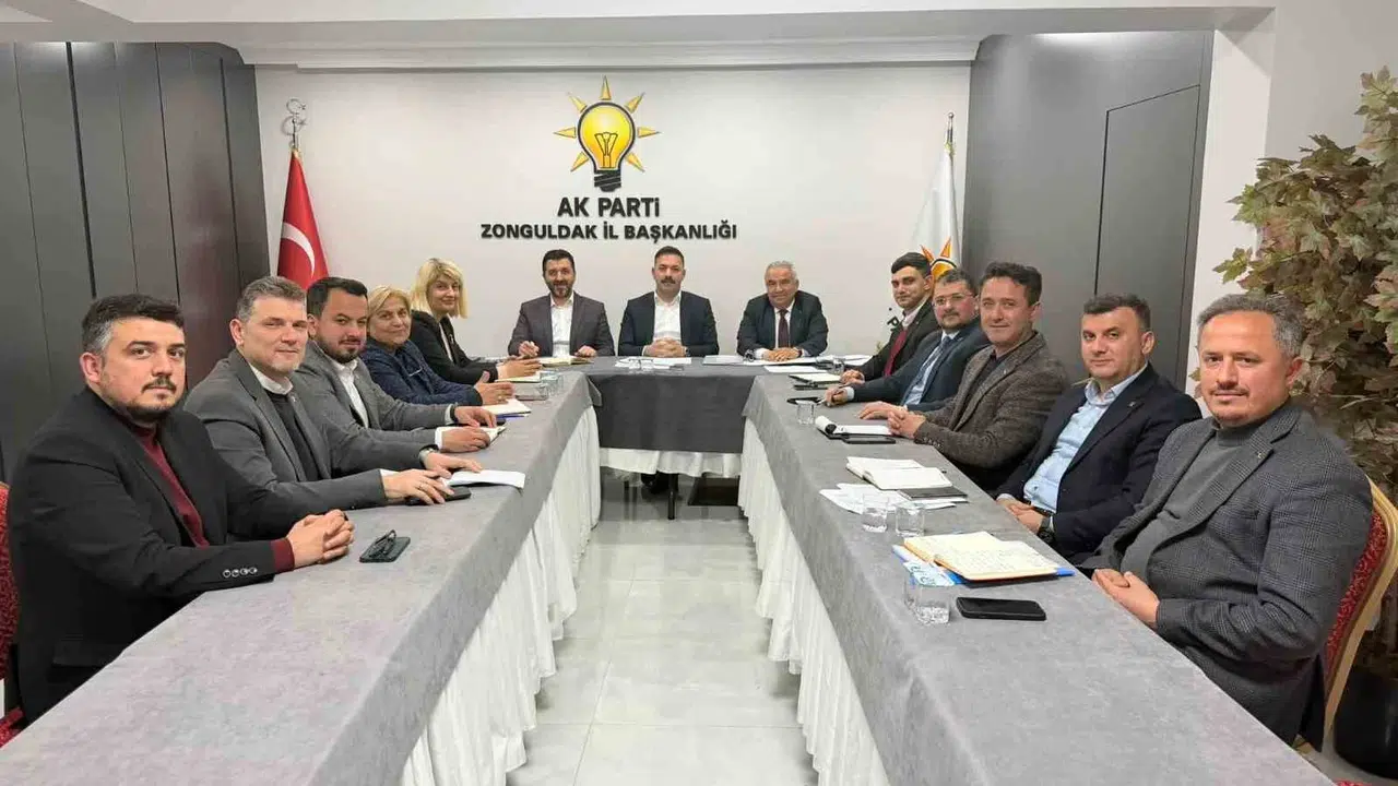Zonguldak'ta kritik zirve: AK Parti'de hedef tam saha pres