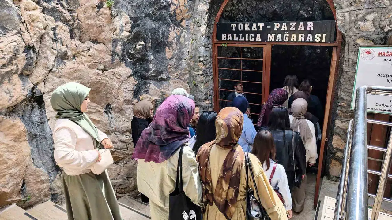 Doğa mucizesi nefes açıyor: Milyonlarca yıllık Ballıca Mağarası şifa dağıtıyor