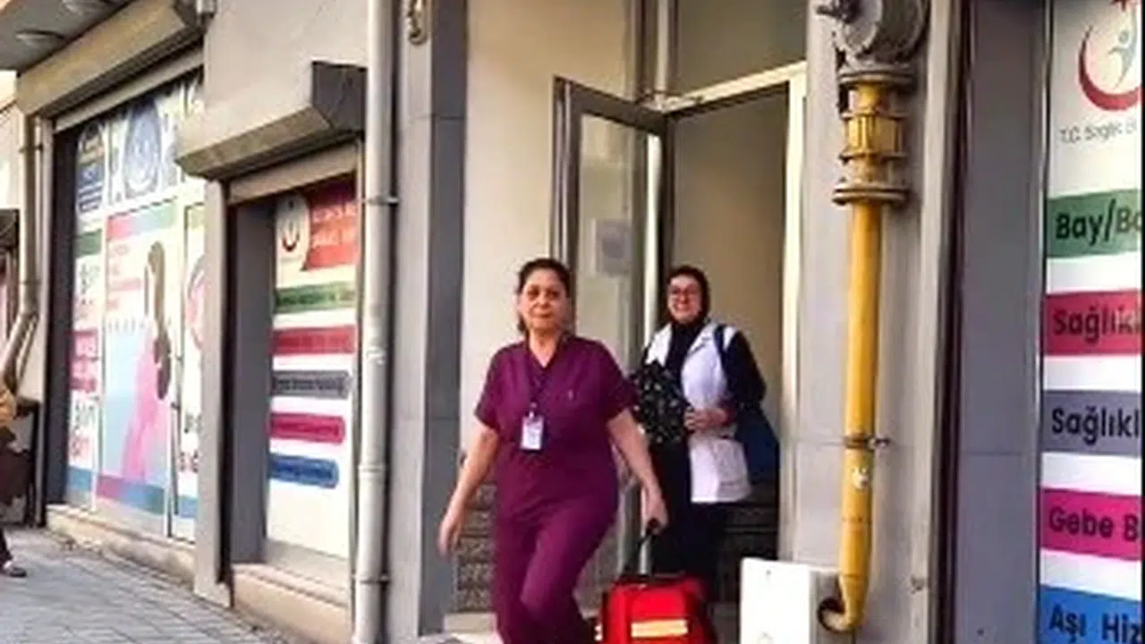 Kütahya’da anne adaylarına kapıdan hizmet: Sağlık ekipleri artık evlere konuk oluyor