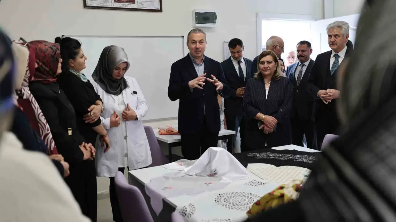 Sivas'ta atıl binalar hayat buluyor: Yenişehir'in yeni merkezi kapılarını açtı