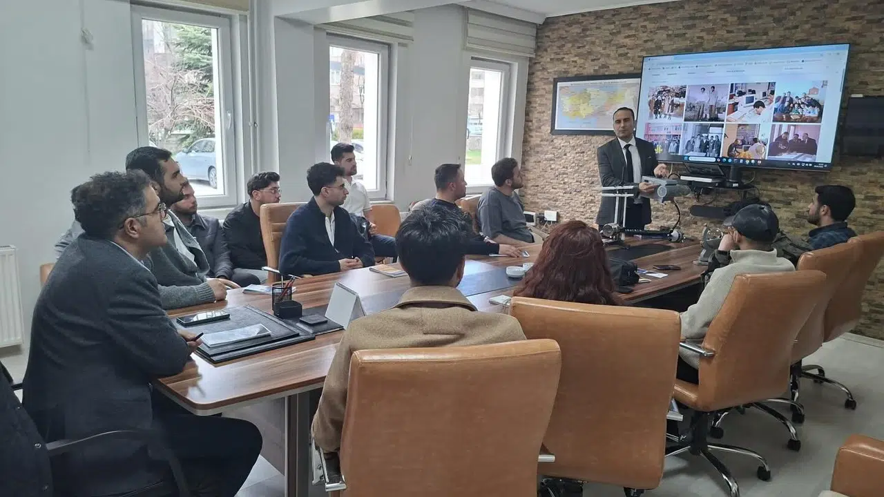 Tebeşir tozundan dijital verilere: Geleceğin mühendisleri sahada öğrendi