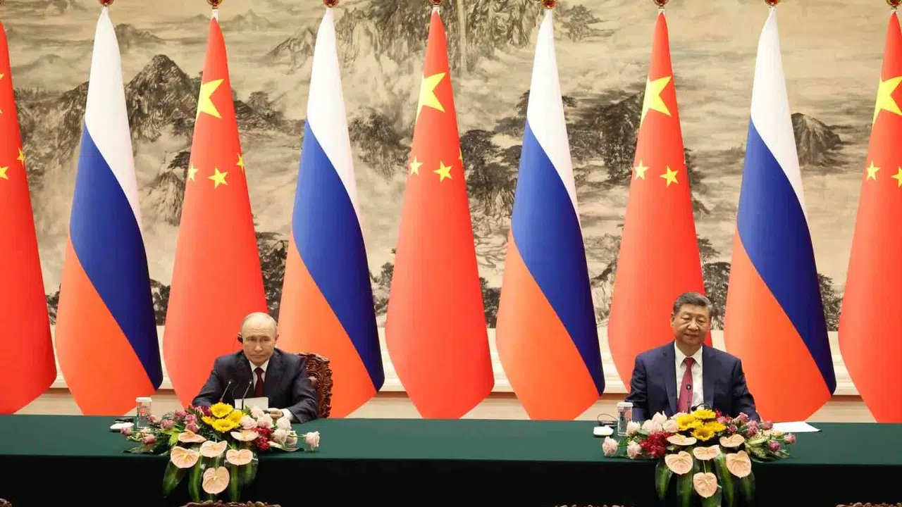 Pekin'de tarihi zirve: Putin ve Xi'den  yeni dönem  mesajı