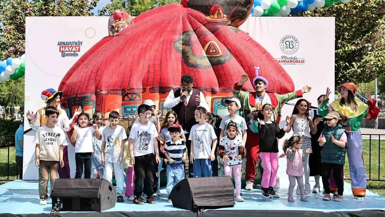 Arnavutköy’de Anneler Günü rüzgarı: Binlerce aile unutulmaz bir gün yaşadı