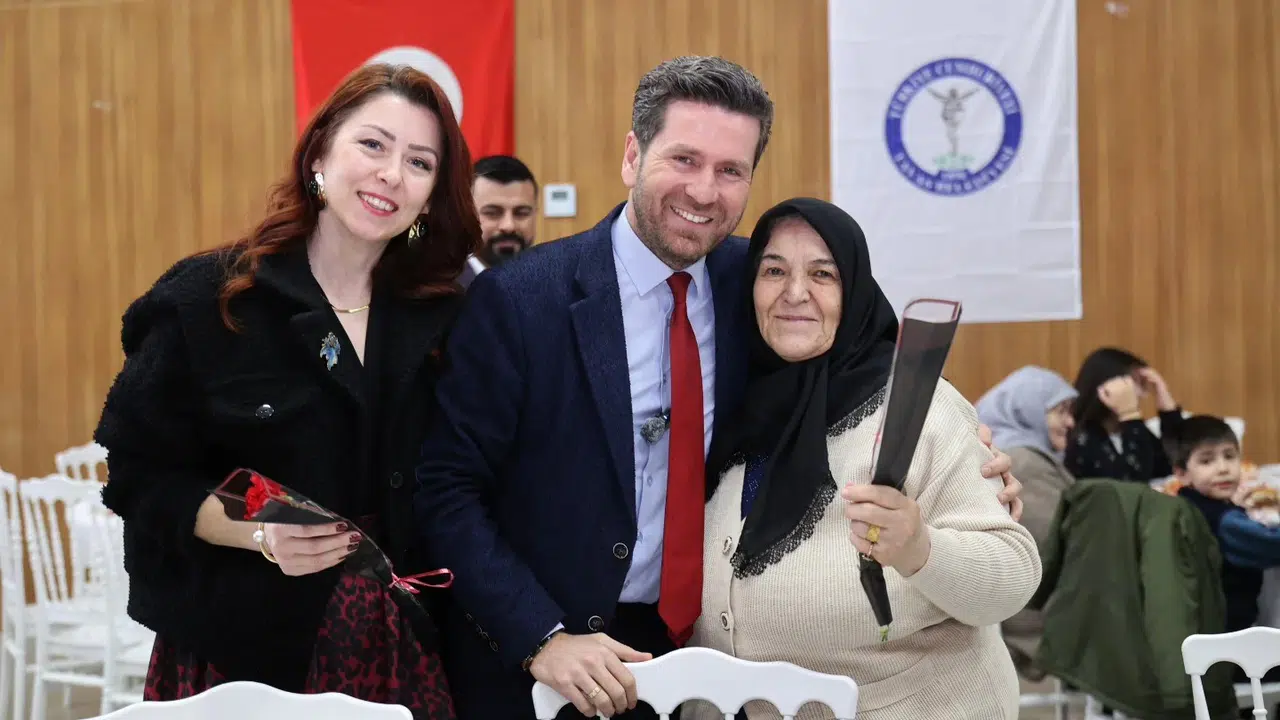 Başkan Tatık’tan Anneler Günü mesajı: Toplumun mimarı onlar