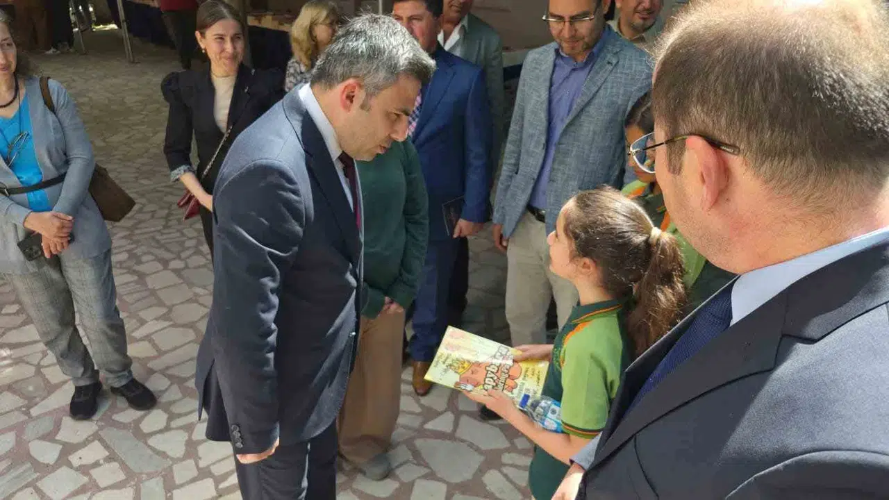 Bayramiç’te edebiyat rüzgârı: Okur ve yazar ikinci kez buluştu