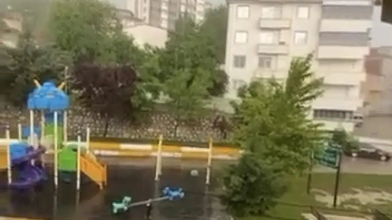 Tokat’ta alarm zilleri çalıyor: Sağanak hayatı felç etti, gözler dere yataklarına çevrildi