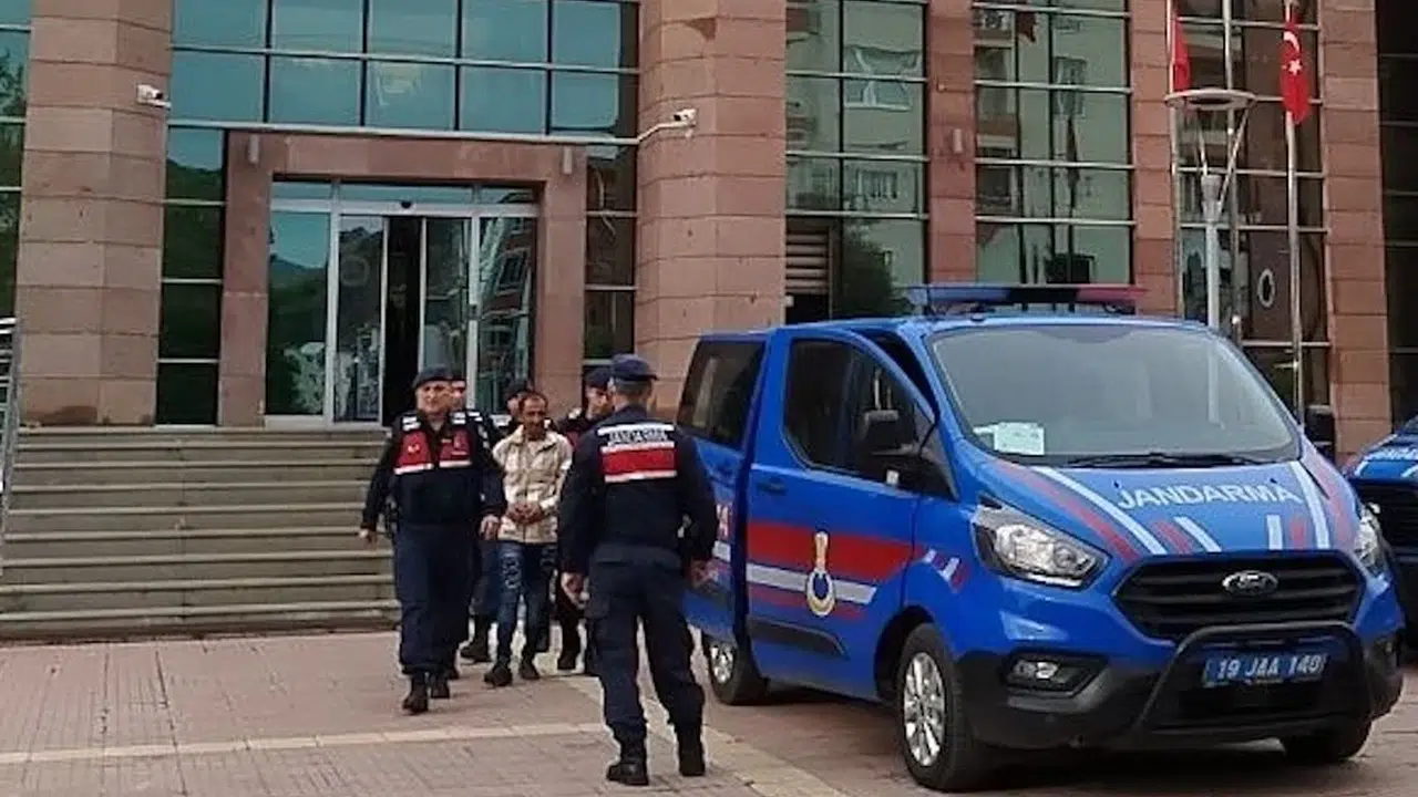 Osmancık’ta zehir tacirlerine geçit yok: Jandarmadan şafak operasyonu