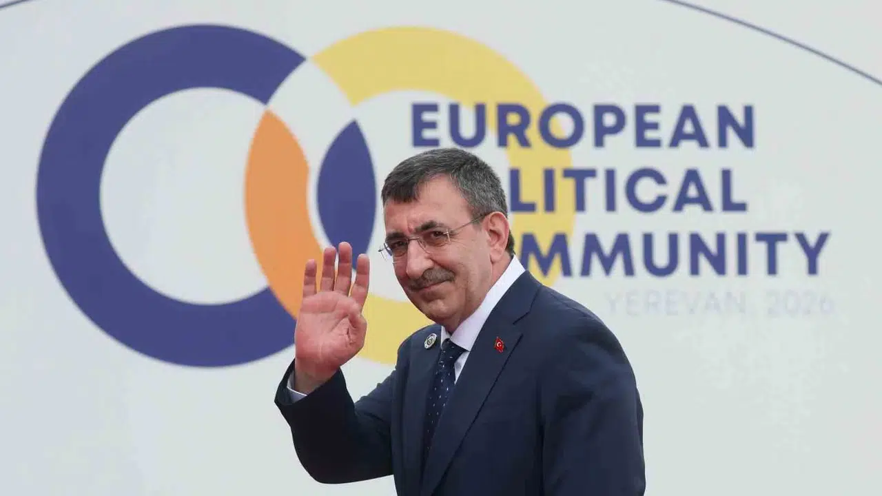 Tarihi ziyaret Erivan'da: Cevdet Yılmaz 18 yıl sonra bir ilki gerçekleştirdi