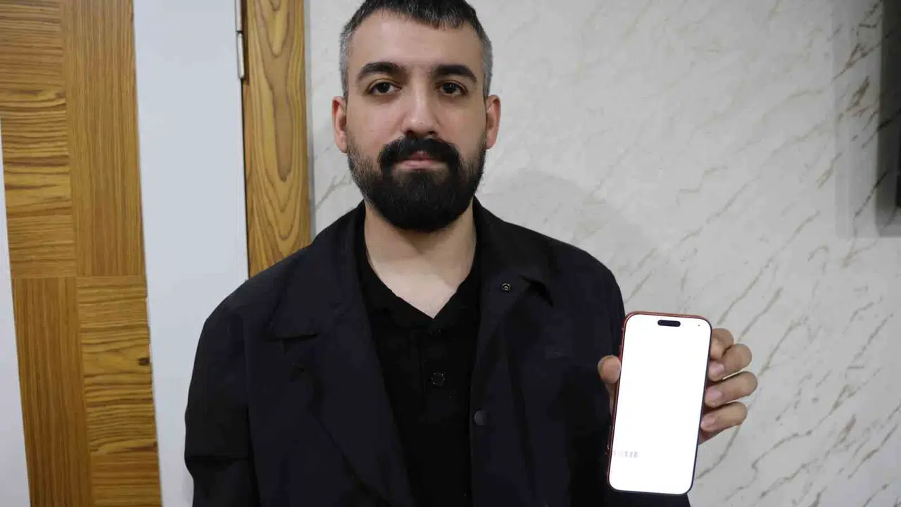 Devletin sisteminde onaylı raporu var ama hastane  tanımıyoruz  diyor: Bir imza hayatını kararttı