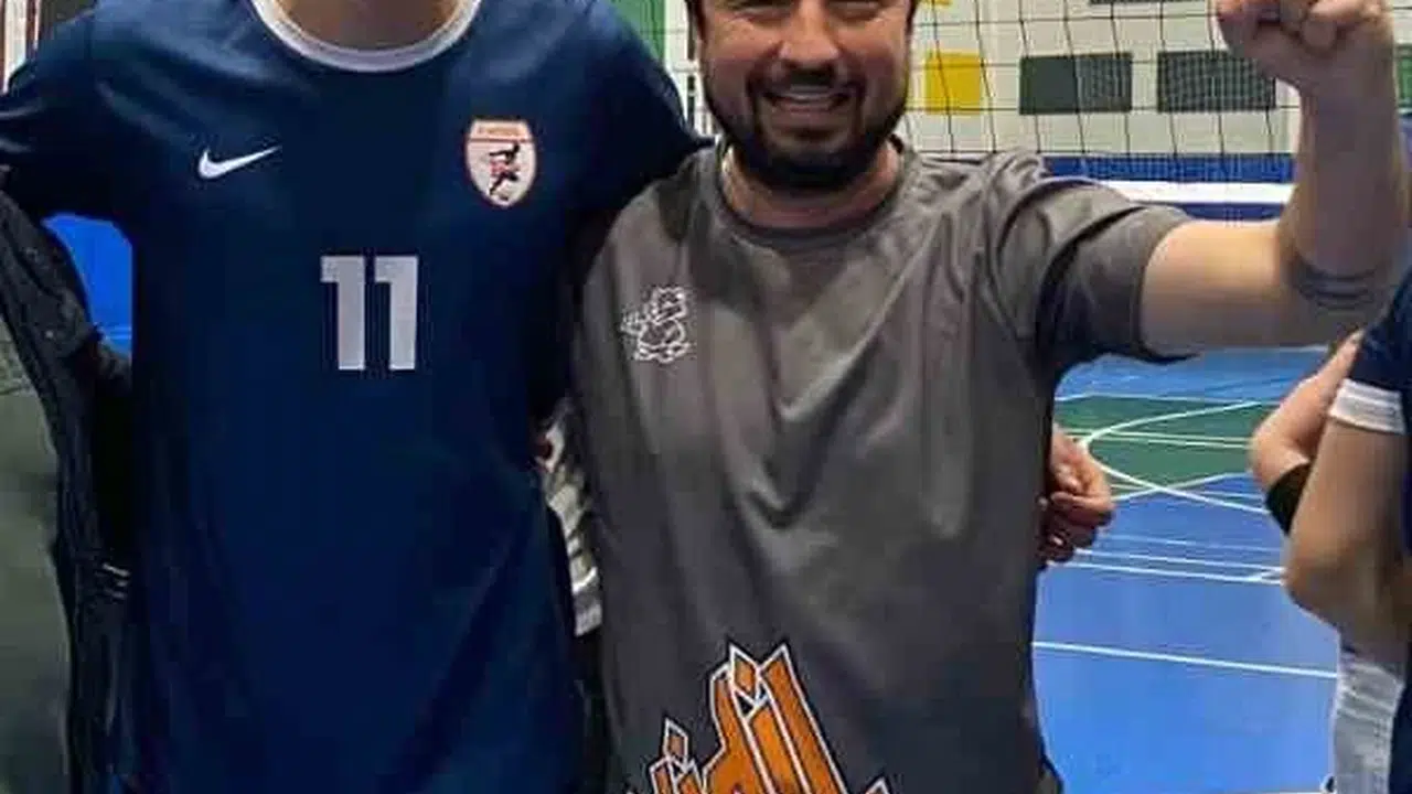 Denizli voleybolunda zafer yürüyüşü: Namağlup yarı final bileti