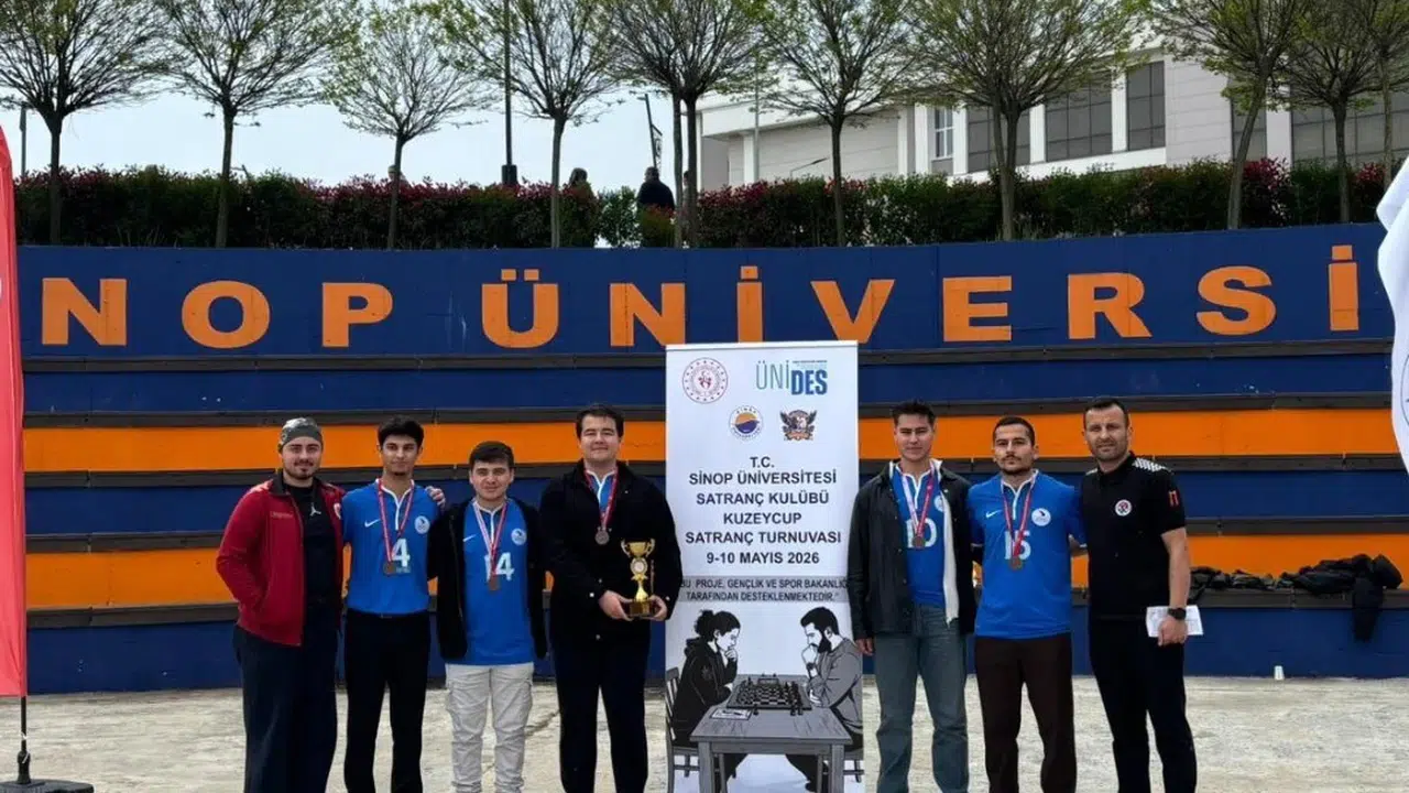 Düzce Üniversitesi zekâ oyunlarında rüştünü ispatladı: KuzeyCup’tan büyük başarıyla döndüler