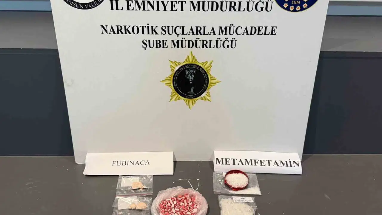 Samsun'da zehir tacirlerine geçit yok: Evinden cephanelik gibi uyuşturucu çıktı