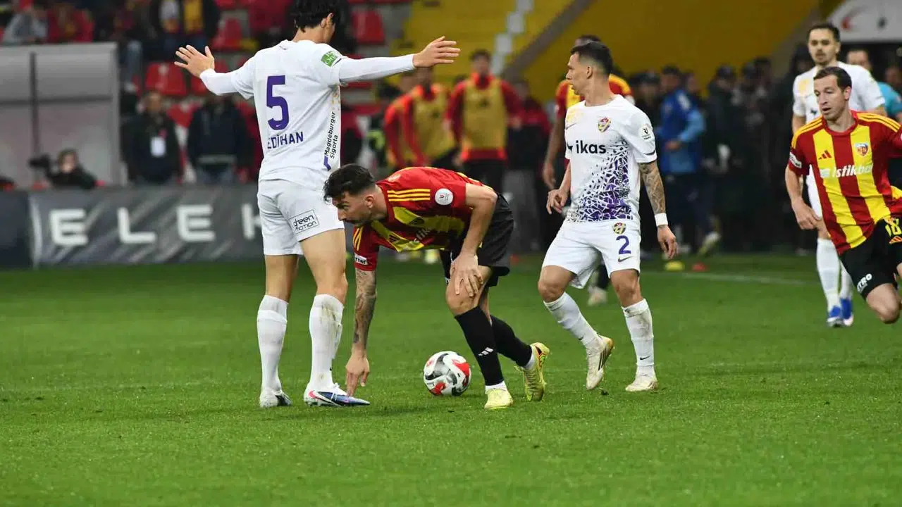 Kayseri'de kazanan çıkmadı: Puanlar paylaşıldı