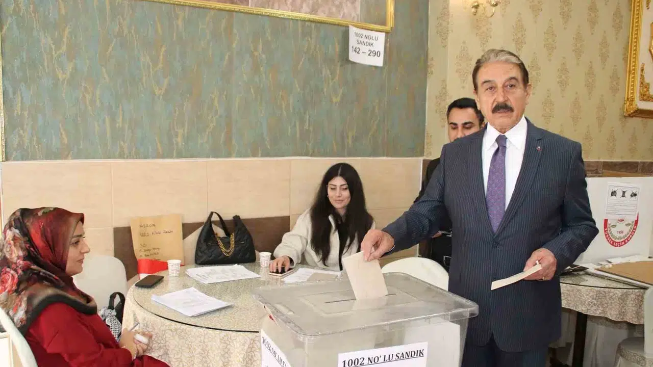 Malatya esnafının güveni tam: Şevket Keskin yeniden başkan