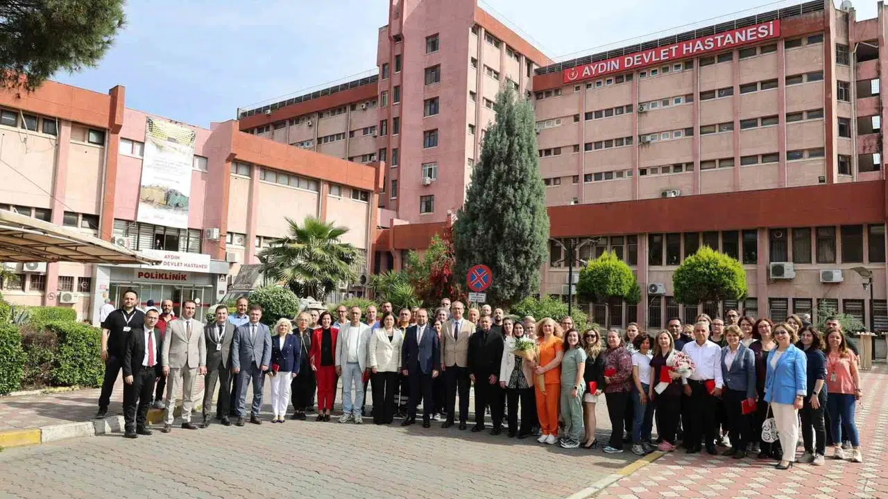 Aydın’da Bir Devir Kapandı: Şifa Kapısı Devlet Hastanesi’ne Duygusal Veda