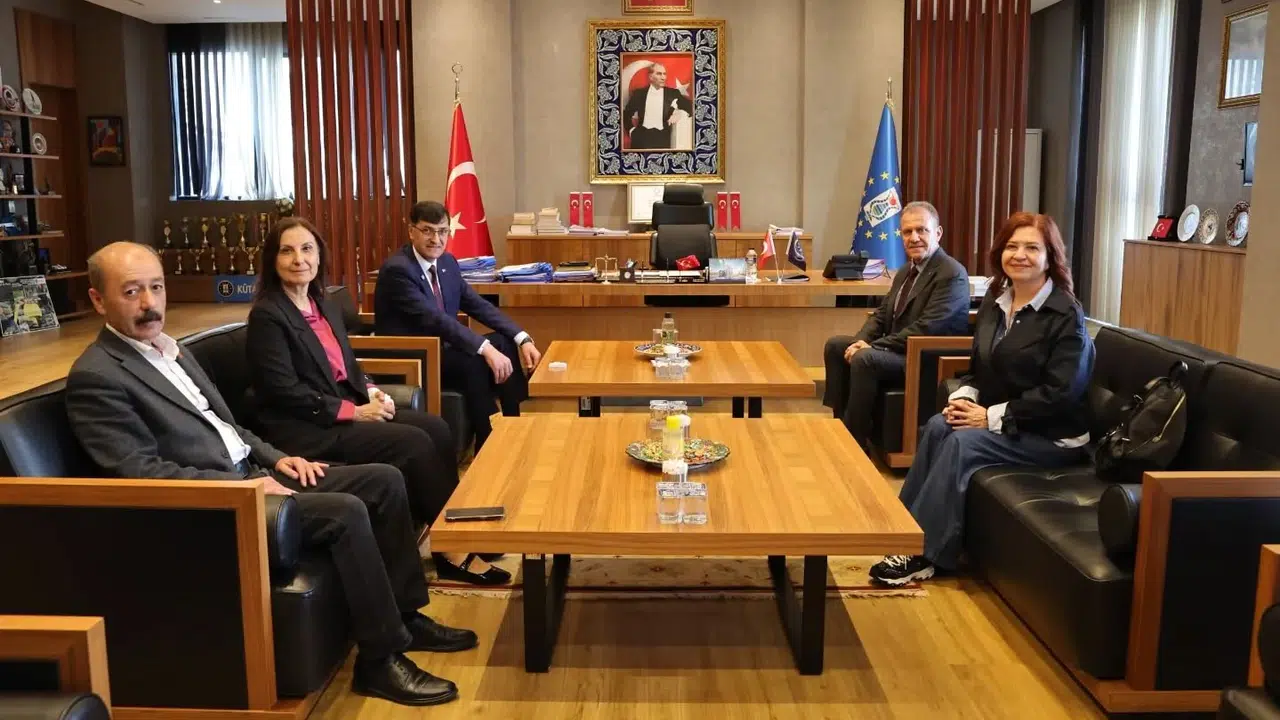 Vahap Seçer Kütahya’da: Yerel yönetimlerde yeni dönem vizyonu
