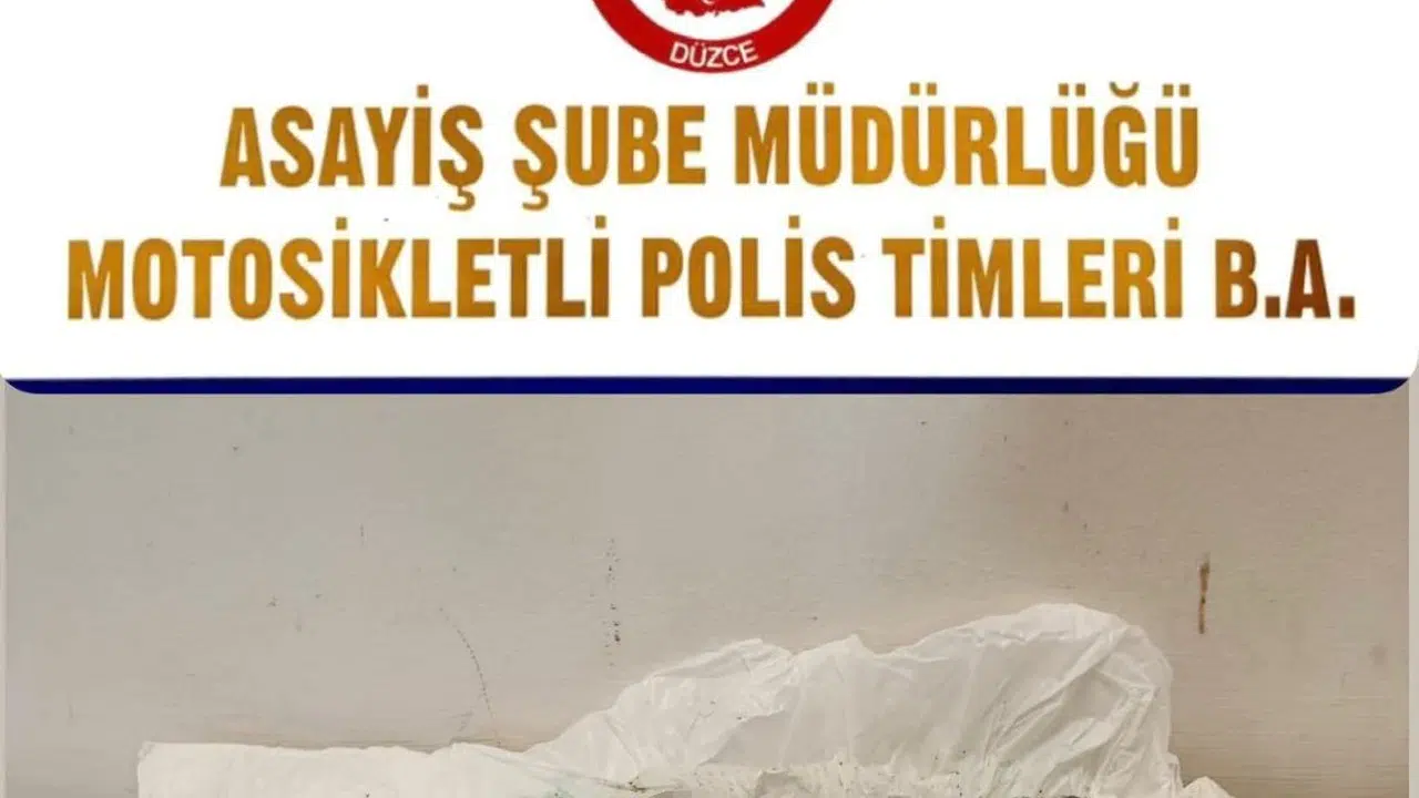 Düzce'de zehir tacirlerine geçit yok: Şüpheli şahsın üzerinden servet değerinde uyuşturucu çıktı