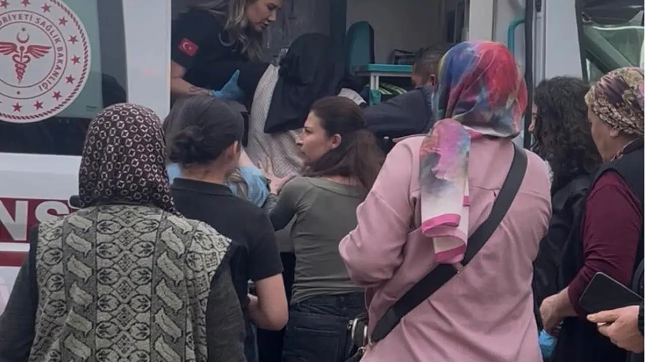 Aydın’da korku dolu anlar: Apartmanı saran dumanlar yaşlı kadını hastanelik etti