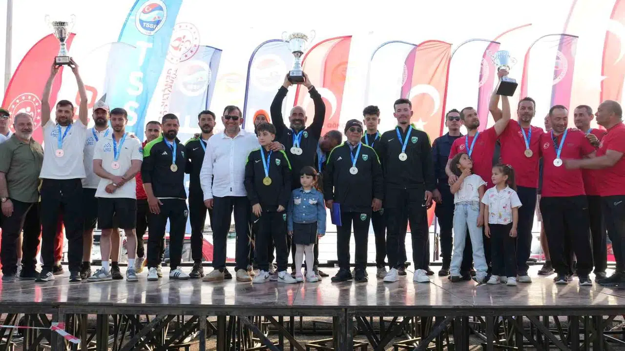 Gökçeada’nın derin sularında nefes kesen mücadele: Türkiye’nin en iyileri kürsüye çıktı