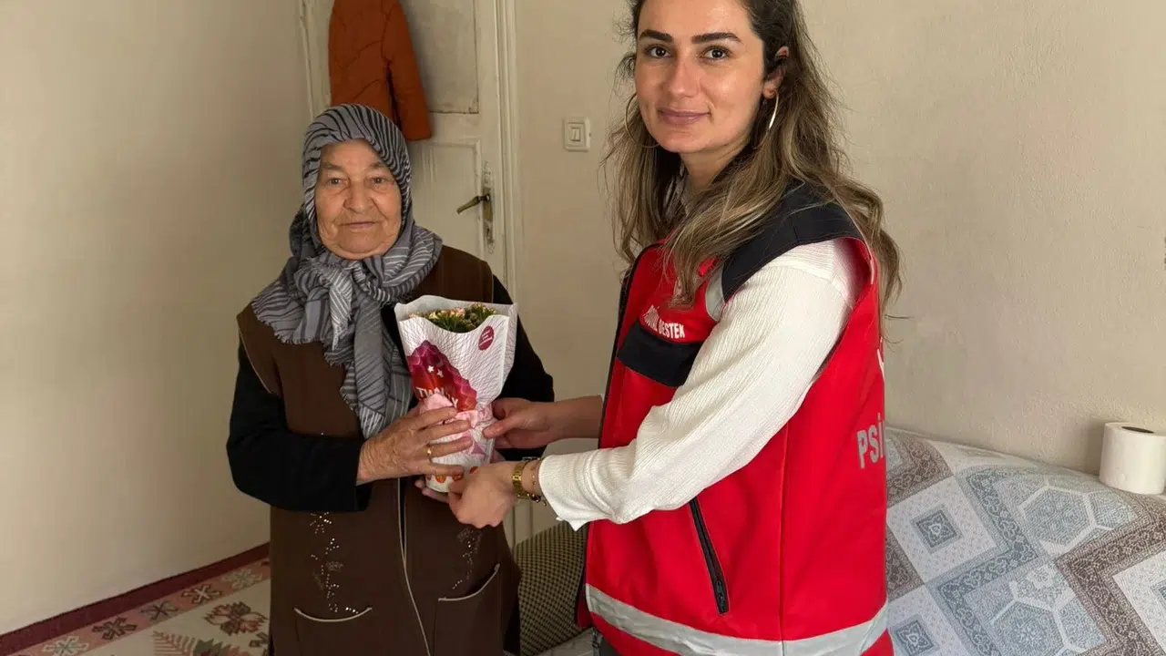 Evlatlarını vatana adayan o kahraman anneler unutulmadı: Gölbaşı’nda anlamlı Anneler Günü ziyareti