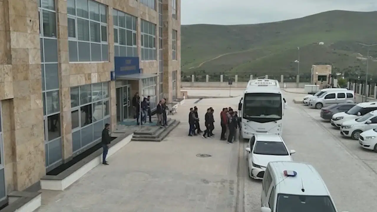 Yatırım hayalleri kabusa döndü: 1,2 milyar liralık vurgun şebekesi çökertildi