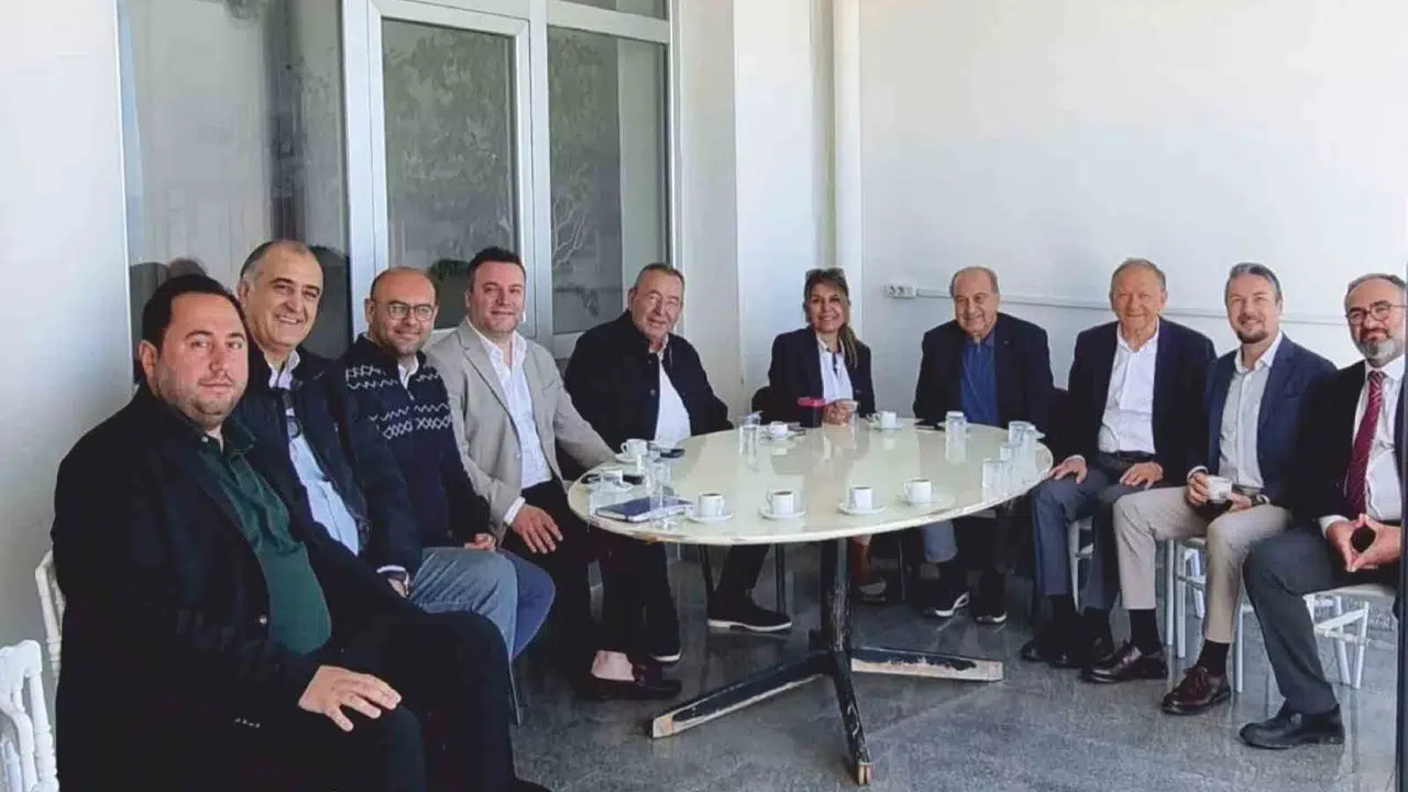 Kuşadası’nda turizm mesaisi: Esnafın yüzünü güldürecek formül bulundu