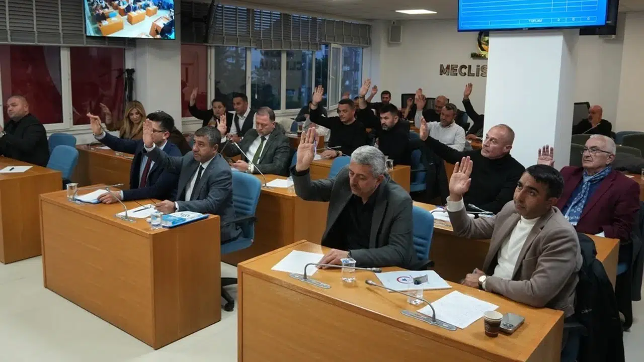 Düzce’de sağlıkta büyük kolaylık: Belediye filosuna iki yeni araç katılıyor