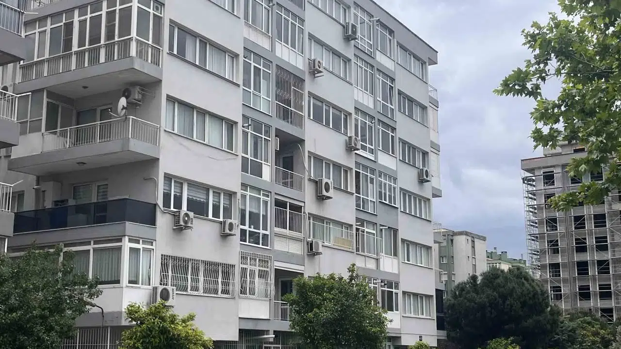 Baba evinde kan donduran son: Tartıştığı oğlunu bıçaklayarak öldürdü