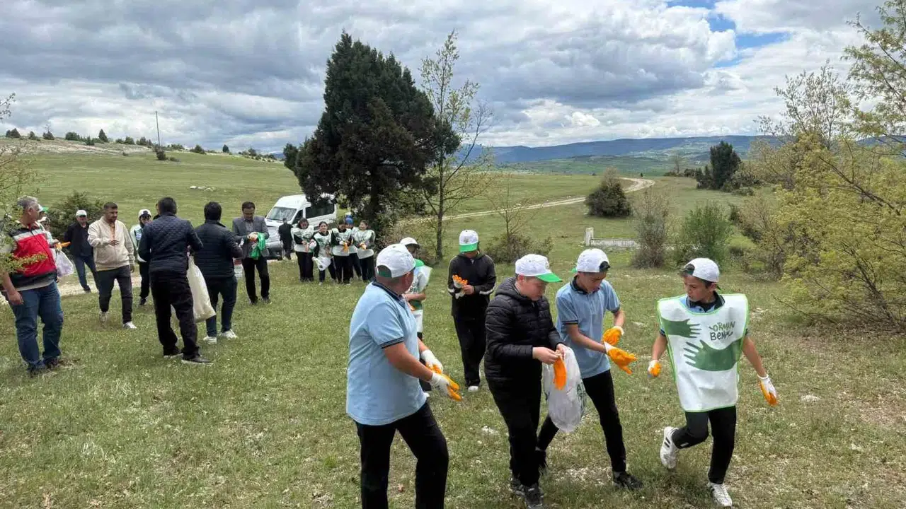 Kütahya’da yeşil seferberlik: Gelecek nesiller için ormanlar temizlendi
