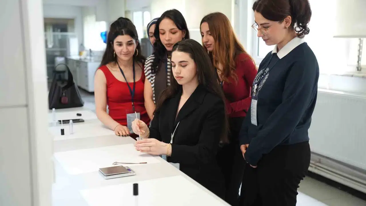 Geleceğin sağlık profesyonelleri Kocaeli’de buluştu: İki dev kongre aynı anda gerçekleşti