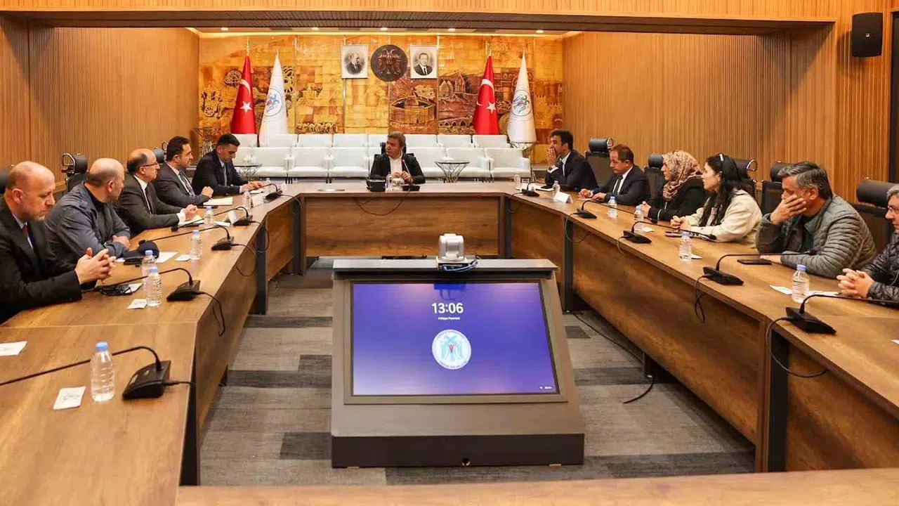Erzincan’da tarım devrimi başlıyor: Sera bölgesi için kritik zirve