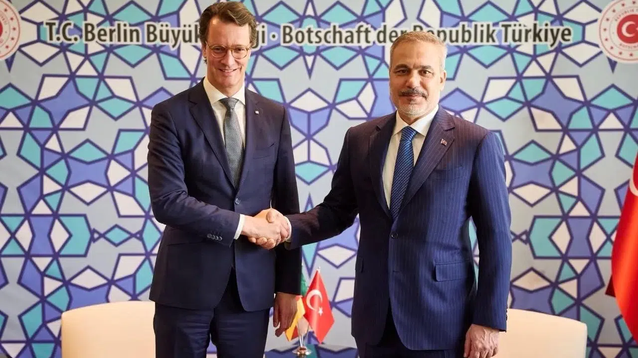 Berlin’de kritik diplomasi trafiği: Hakan Fidan’ın gündeminde stratejik ortaklık var