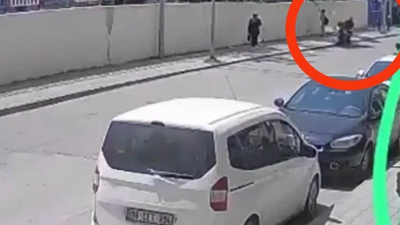 Siirt’te okul çıkışı korku dolu anlar: Minik Eylül yaşam mücadelesi veriyor
