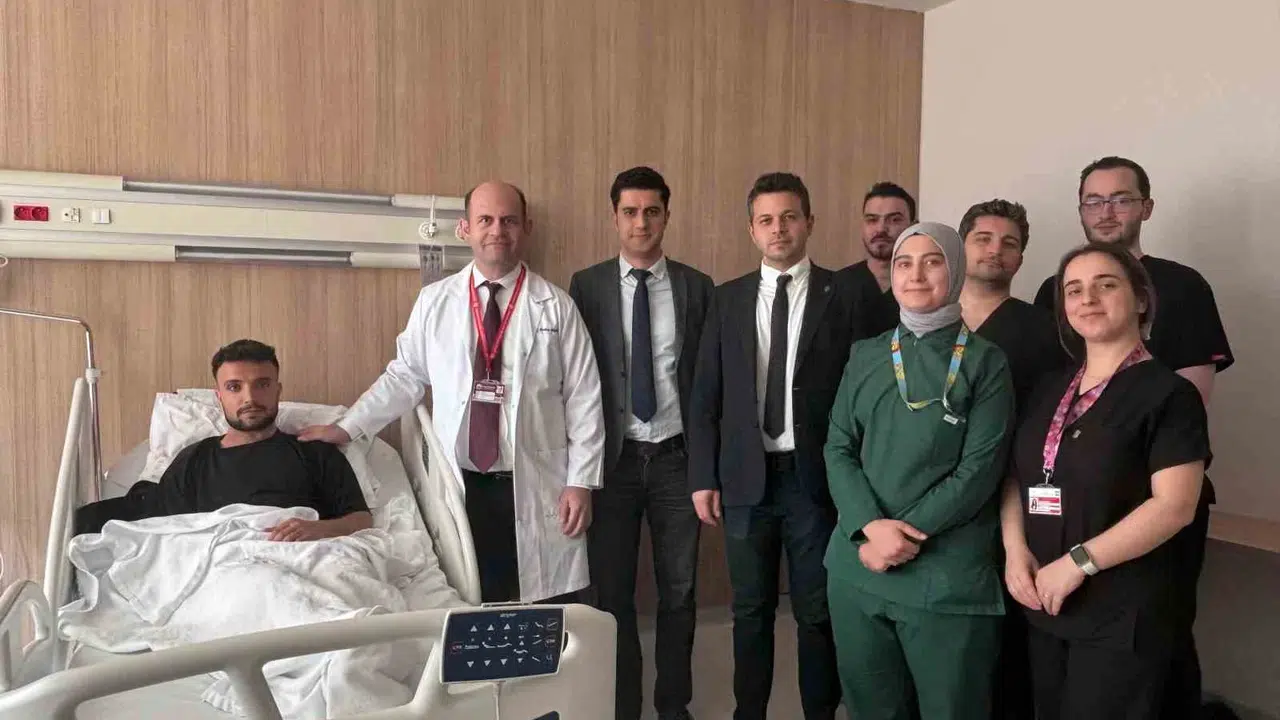 Motosiklet kazası hayatını karartmıştı: Bacağından alınan sinirlerle yeniden umutlandı