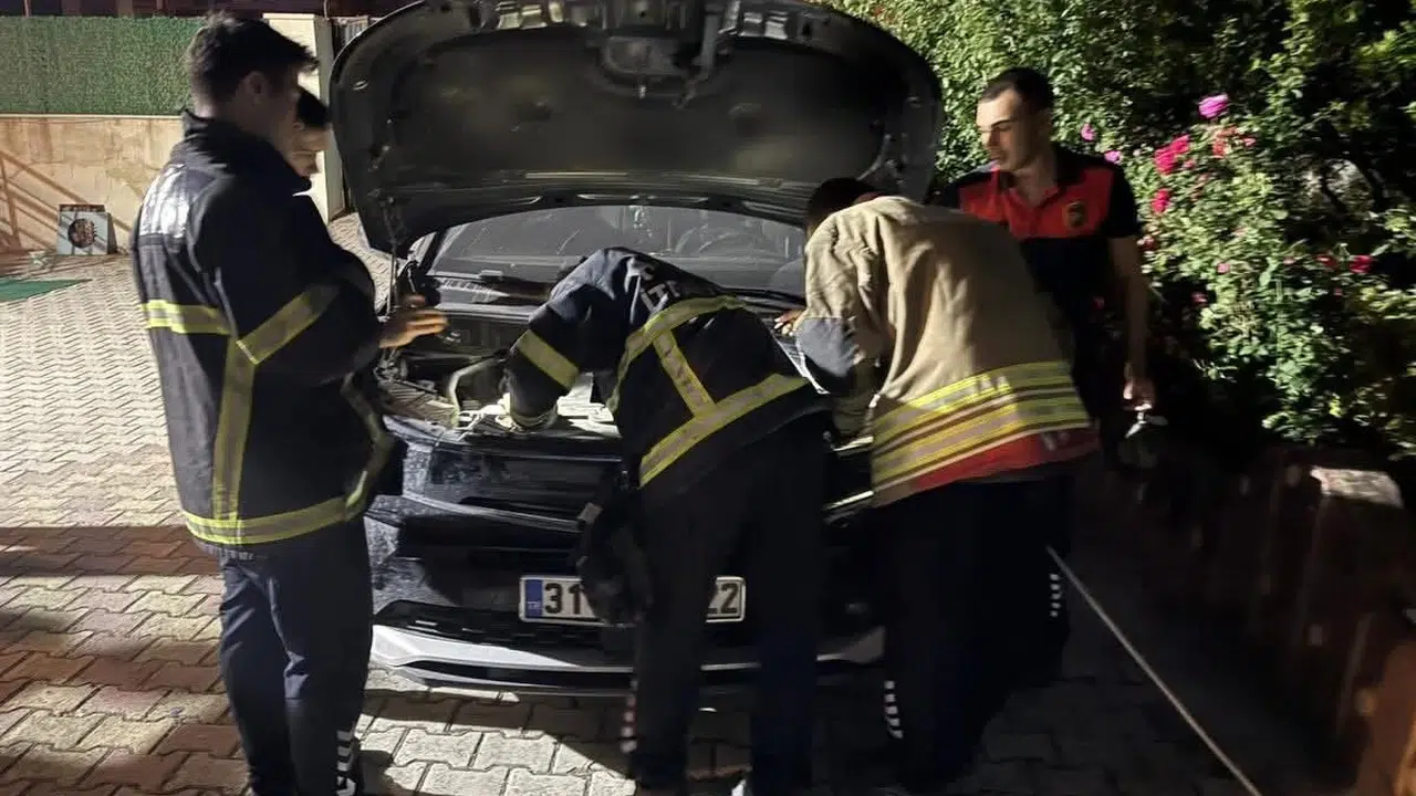 Motor kaputundan gelen ses herkesi harekete geçirdi: Minik can kurtarıldı