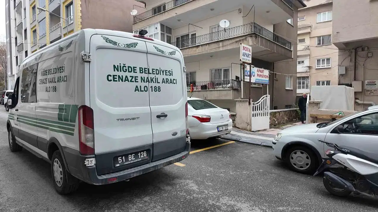 Niğde’de acı haber: Genç adam kaldığı apartta cansız bulundu