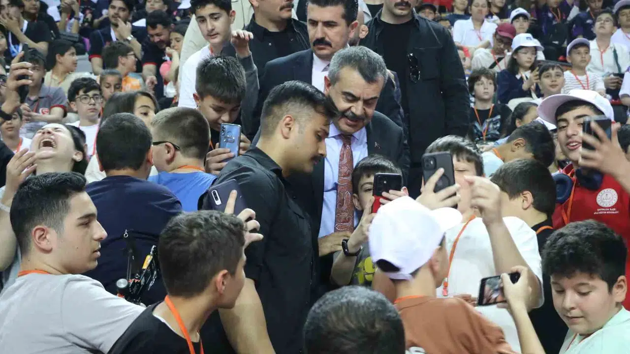 Mesleki eğitimde büyük dönüşüm: Gençlerin tercihi meslek liseleri oldu