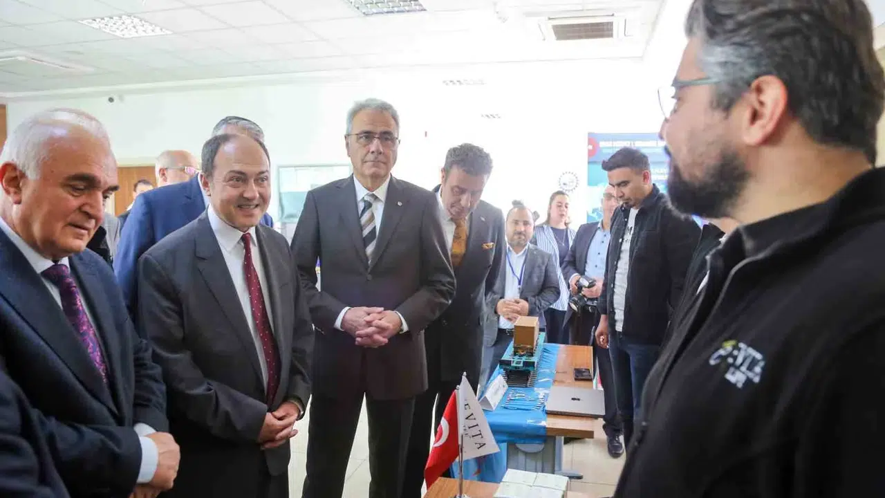 Meslek liseleri artık ilk tercih: Veliler çocuklarını yazdırmak için yarışıyor