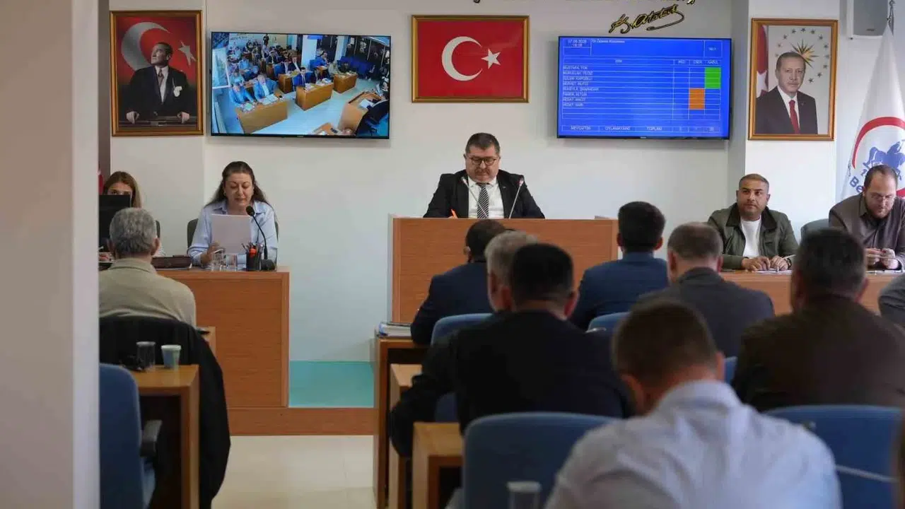 Düzce'de toplu taşıma ve taksi duraklarında yeni dönem: Meclisten kritik kararlar çıktı