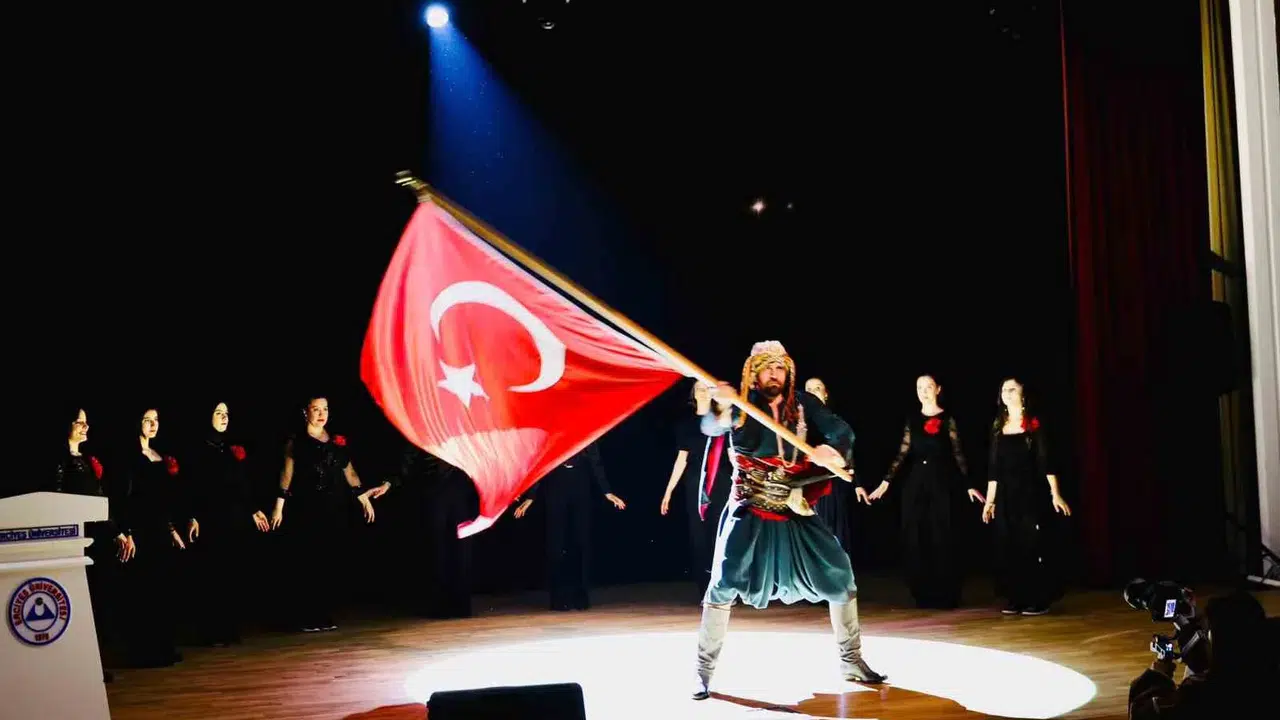 Yarım asırlık bilim yolculuğu: ERÜ Mühendislik Fakültesi gurur dolu 50 yılını kutladı