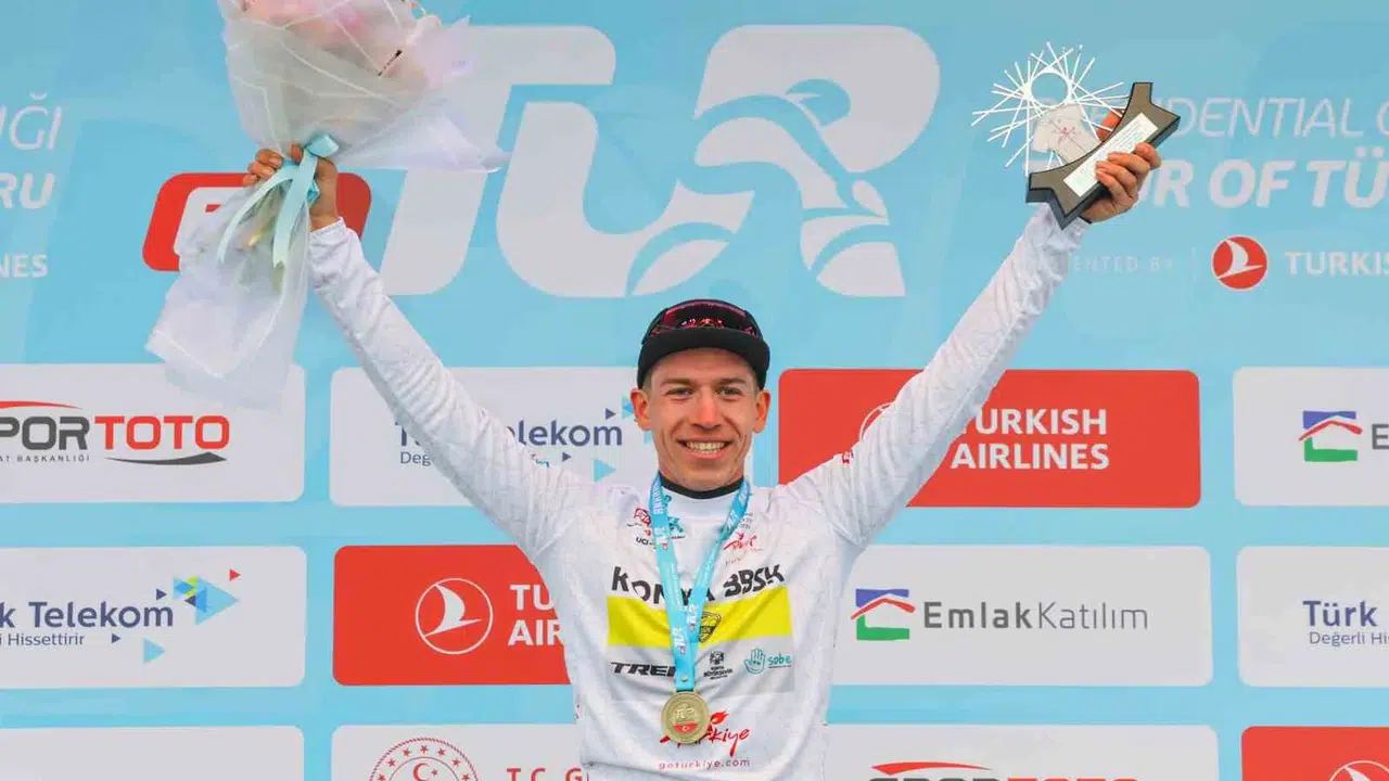 Pedalların zaferi Ankara’da taçlandı: 61. Cumhurbaşkanlığı Türkiye Bisiklet Turu’nda şampiyon Sebastian Berwick
