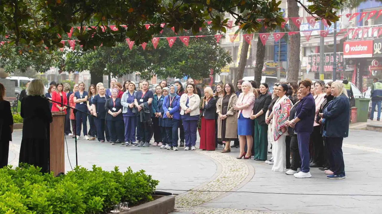 Samsun’da beyaz melekler için anlamlı gün: Onur Anıtı’nda saygı duruşu
