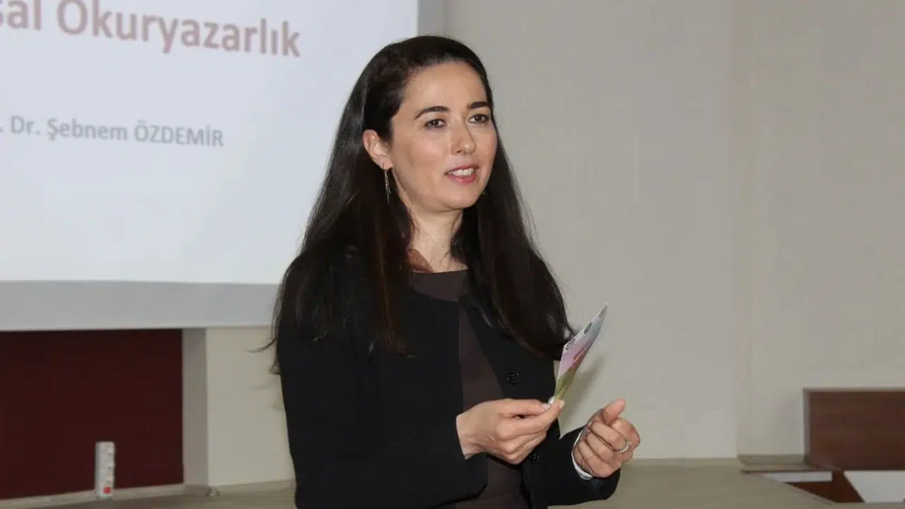 Cüzdanı yönetmek kariyerin ilk adımı: Genç iletişimciler finansal özgürlüğün şifrelerini çözdü