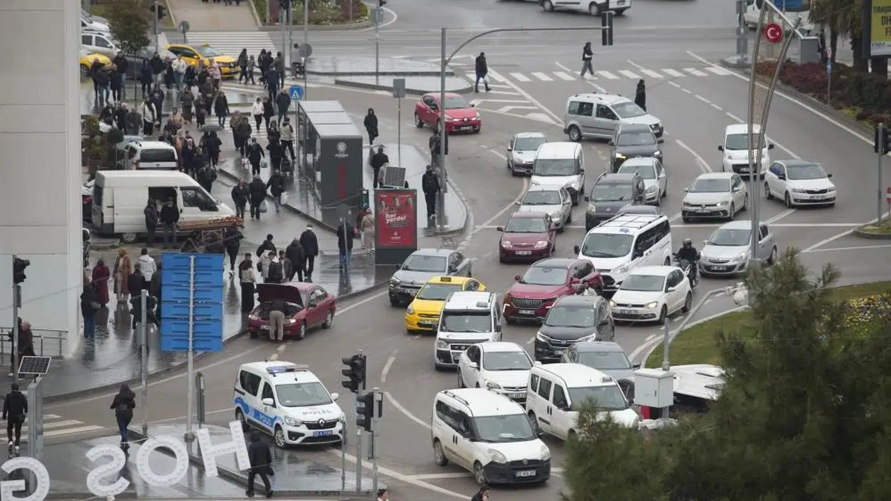 Samsun trafiğinde büyük hareketlilik: Araç sayısı yarım milyonu aştı