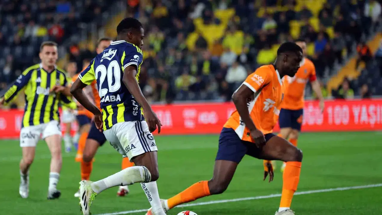 Kadıköy’de Talisca resitali: Fenerbahçe zirve takibini bırakmıyor