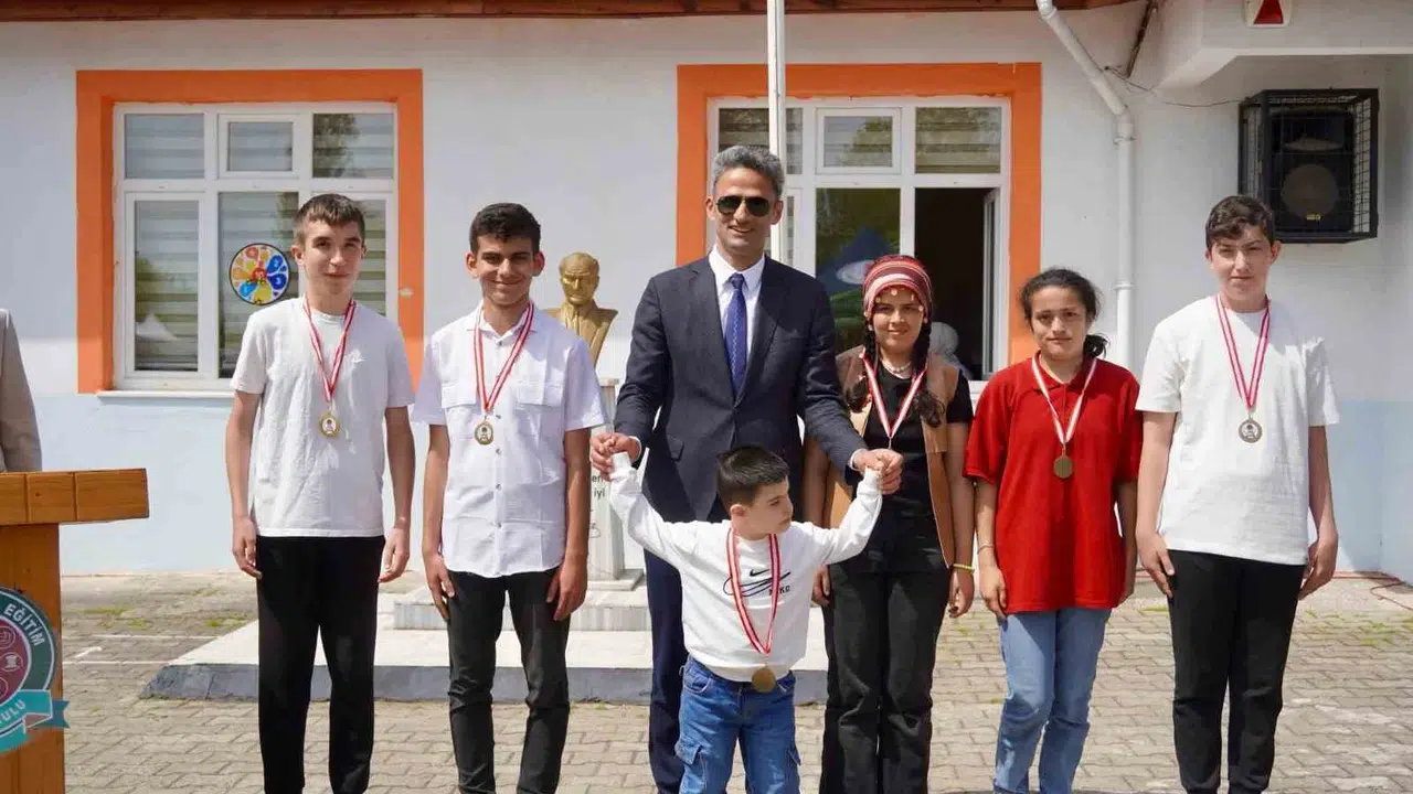 Çaycuma’da anlamlı buluşma: Engelleri sevgi ve empatiyle aşıyoruz